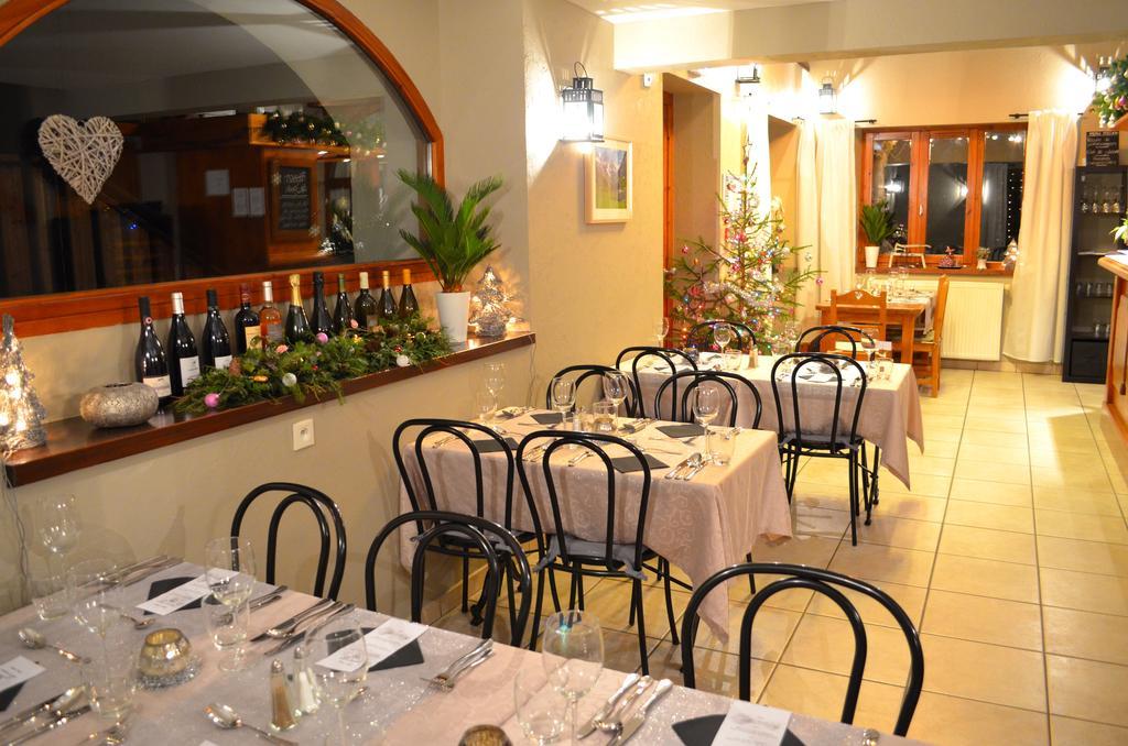 Auberge La Cure Oz Exterior foto